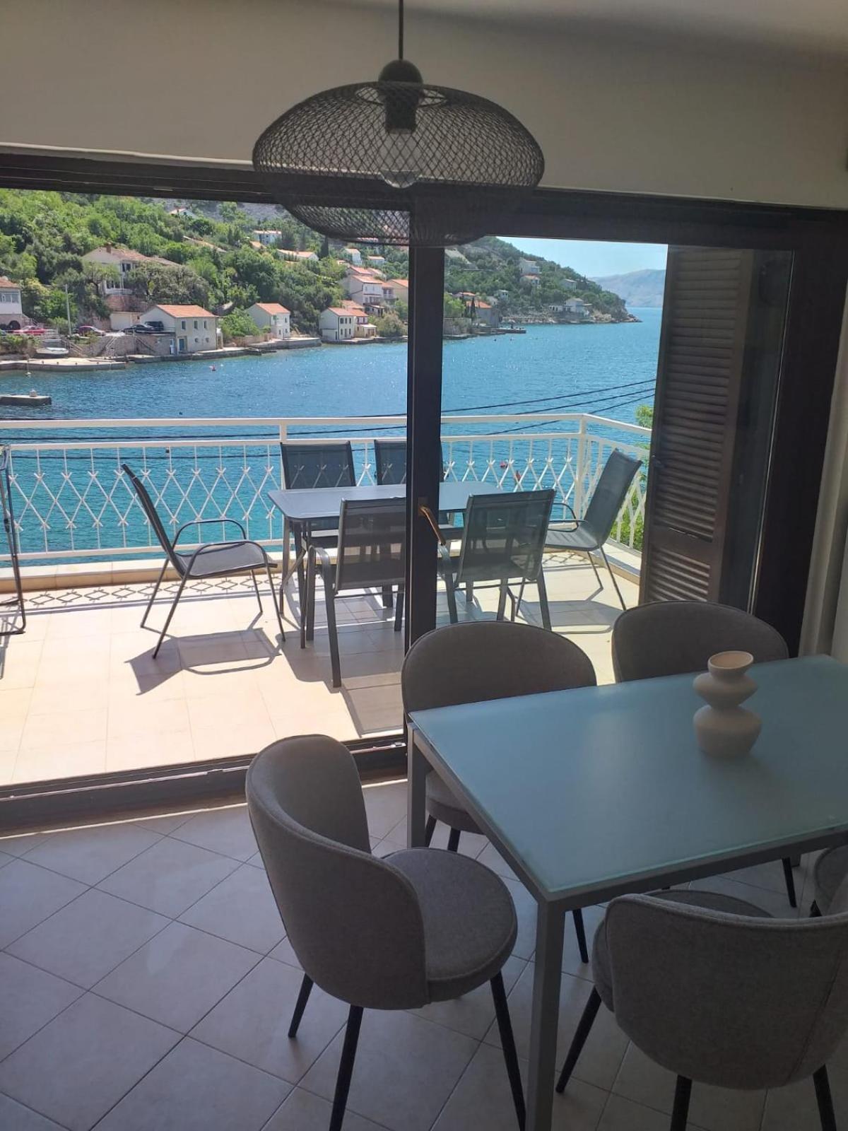 Apartmani Pulic เซนญ์ ภายนอก รูปภาพ